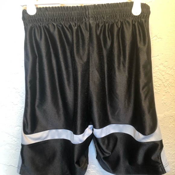 2 for $10 Michael Jordan boy’s short - Picture 2 of 4